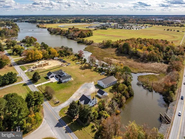 11212 Gum Point Rd, Berlin, MD 21811