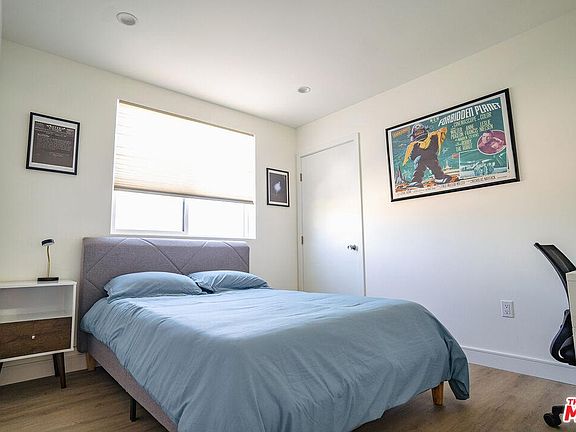 5th image of 3522 1/2 S Bronson Ave