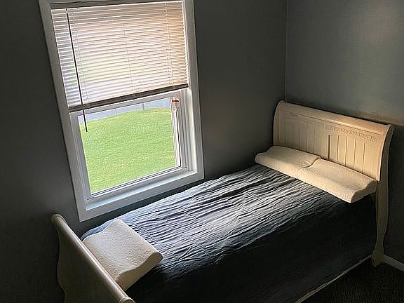 5th image of 4758 New Hope N