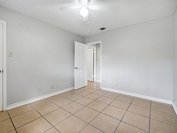 5th image of 12426 Autumn Vista St