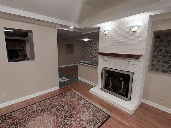 3rd image of 10309 Beau Brummell Dr