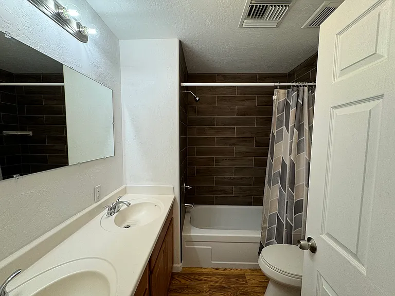 20656 E Quail Run Dr — Photo 2