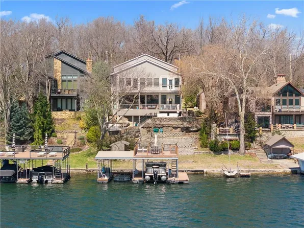 20 H St, Lees Summit, MO 64086