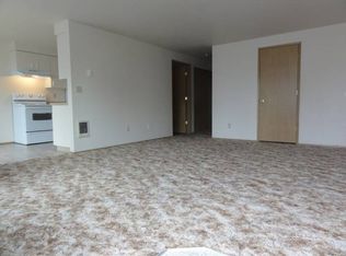 2220 SE 96th Dr APT 6, Portland, OR 97216