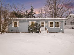 583 Cherry Grove Ln, Frankfort, MI 49635