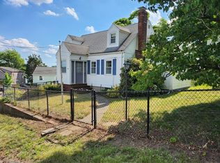 39 Stratford Rd, Weymouth, MA 02191