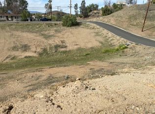 24181 Beverly Dr, Canyon Lake, CA 92587