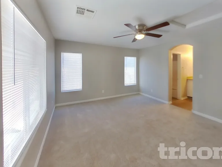 9517 Summer Furnace St — Photo 4