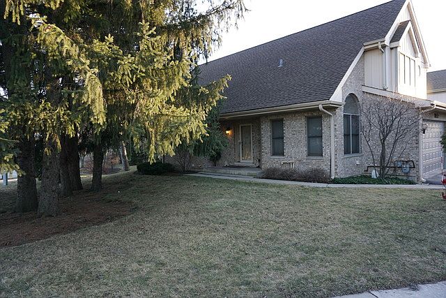 1st image of 787 N Walden Dr