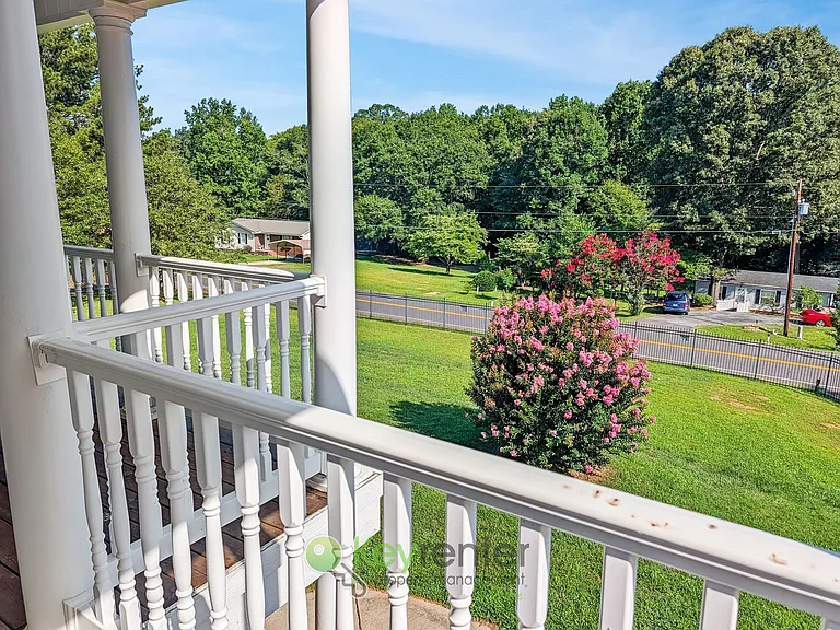 166 Chastain Rd — Photo 26