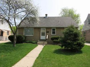 5462 N 55th St, Milwaukee, WI 53218