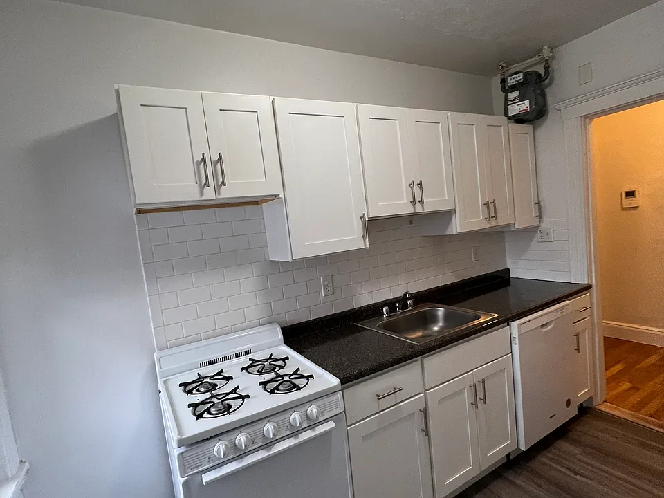1626 Commonwealth Ave #5