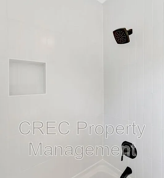 2642 Ferrara Dr — Photo 18