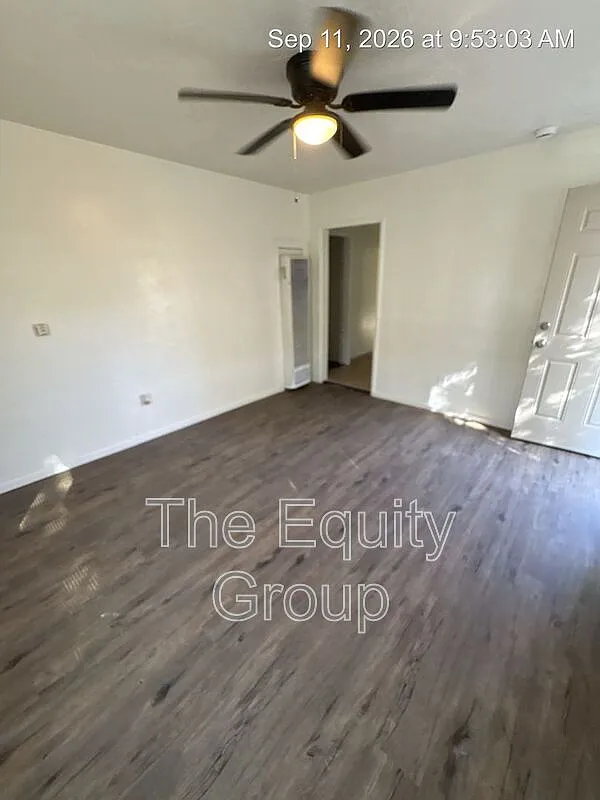 2 bed, 1.0 bath, 750 sqft, $1,250 — Photo 2