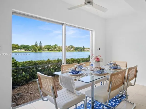 873 NE 195th St APT 107, Miami, FL 33179