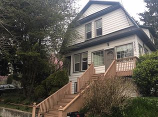 2060 14th Ave W, Seattle, WA 98119