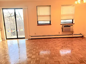 Rented by Papp Realty