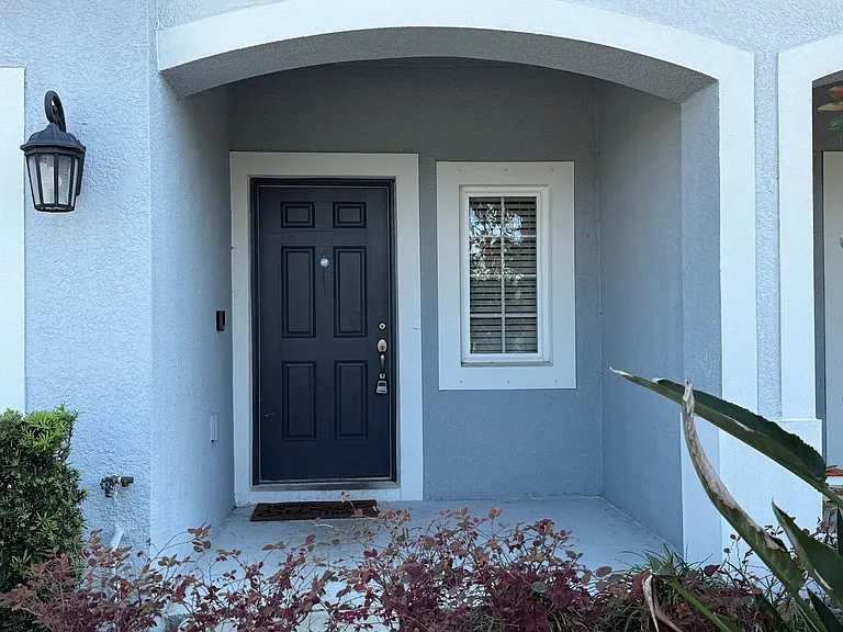 7212 Grand Elm Dr — Photo 1