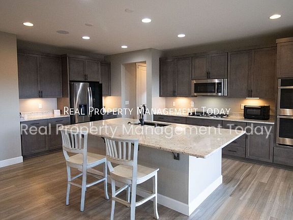 3rd image of 17502 124th Avenue Ct E