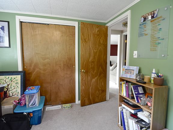 5th image of 699 Lee St