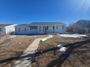 411 S Arp Ave, Cheyenne, WY 82007