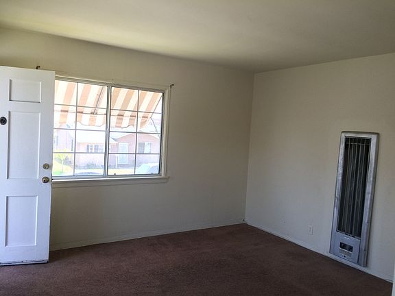 3rd image of 8931 Annetta Ave #C