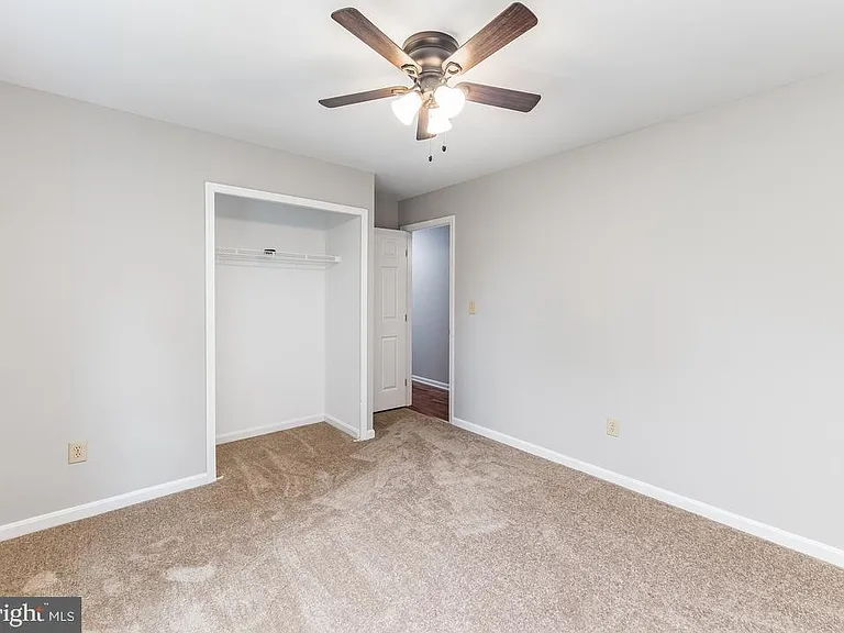 11802 Oakdale Ct — Photo 11