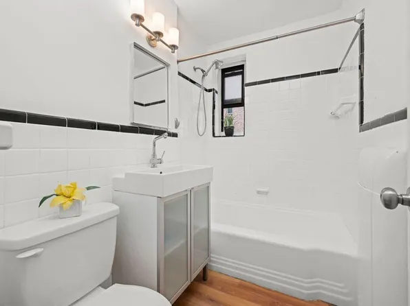 15 Oliver Street image 7 of 21