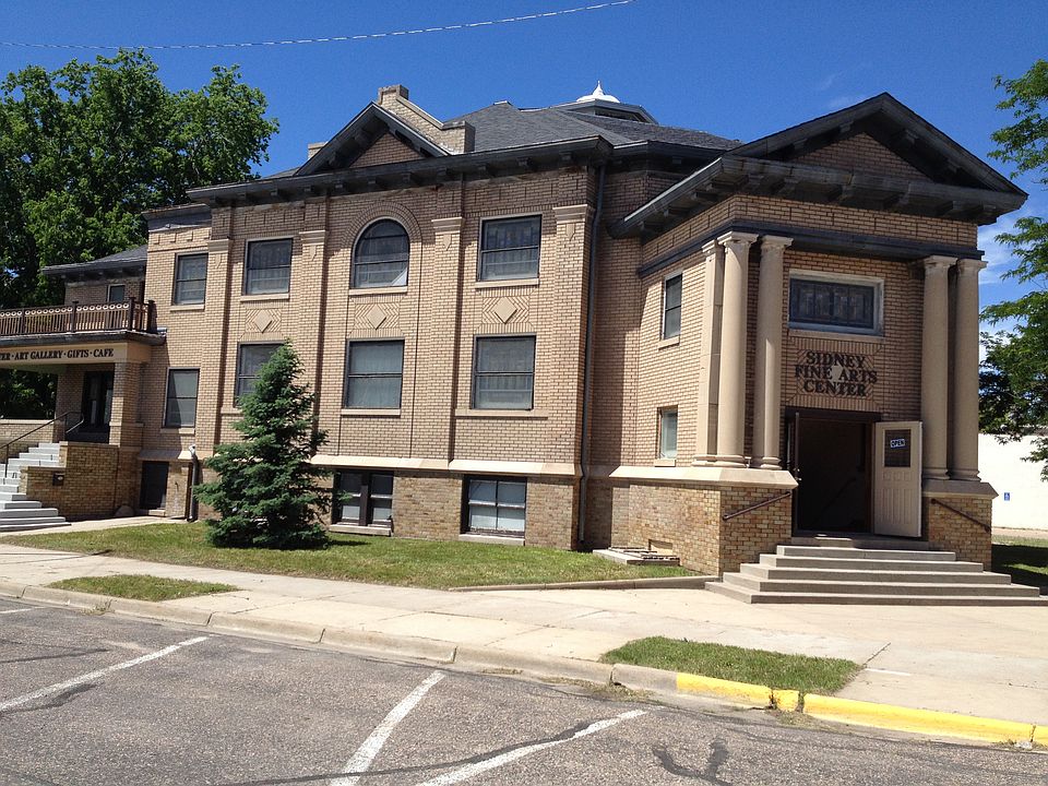 1st image of 1000 11th Ave