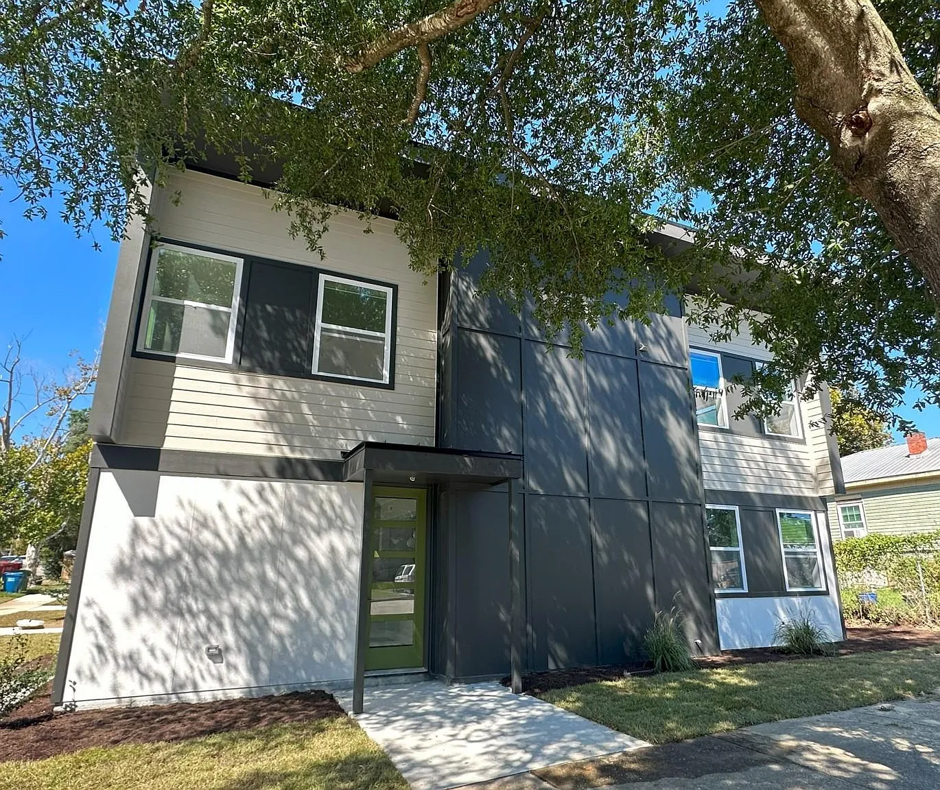 3 bed, 1788 sqft, $2,300 — Photo 3