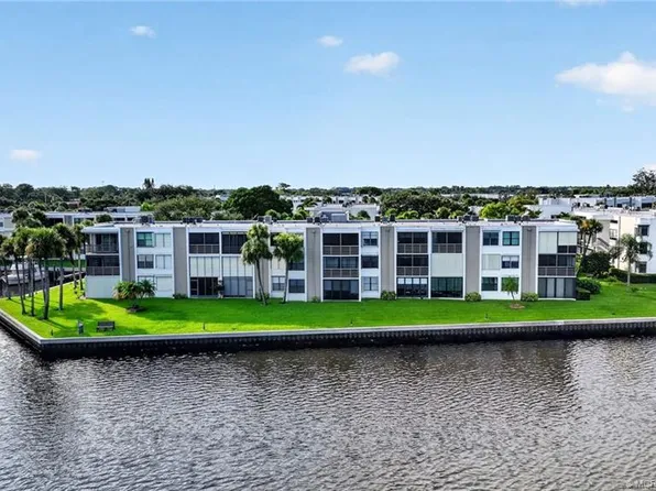 1950 SW Palm City Rd APT 14302, Stuart, FL 34994