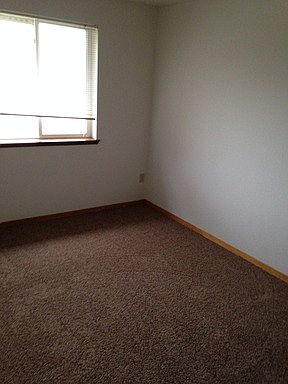 2nd image of 211 Canyon Dr APT 43