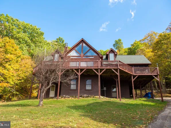 718 Black Bear Ln, Mathias, WV 26812