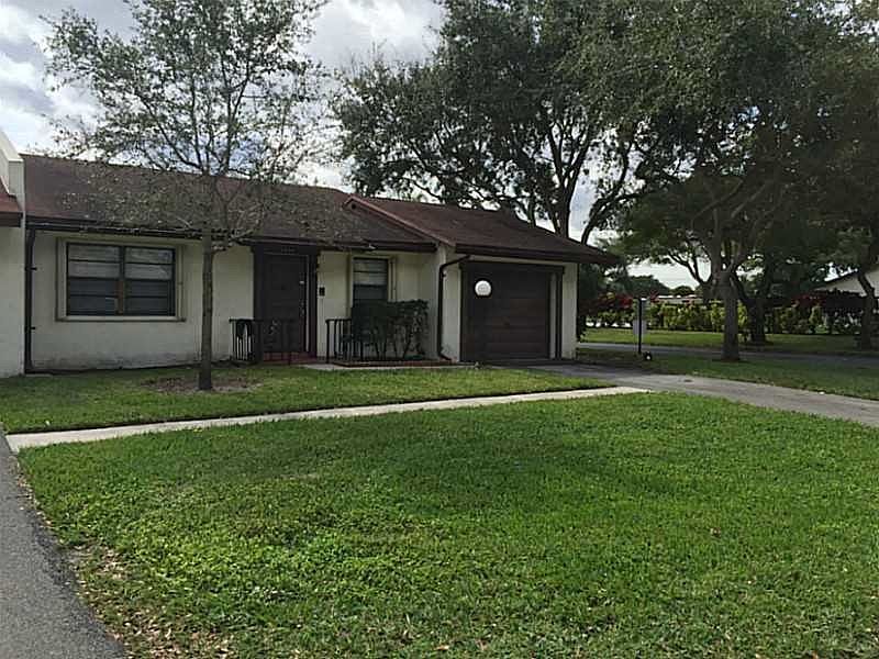 1st image of 6606 S Parkway Dr