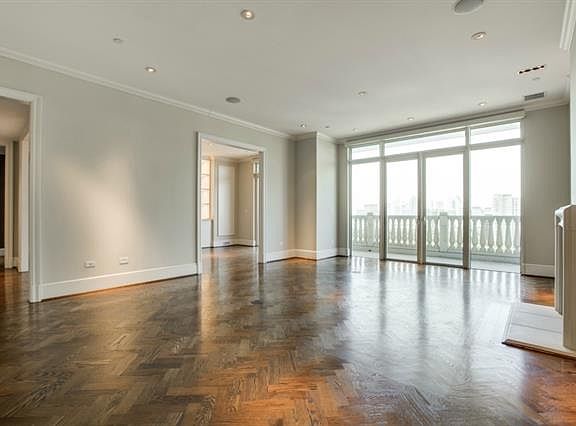 5th image of 3505 Turtle Creek Blvd APT 12D