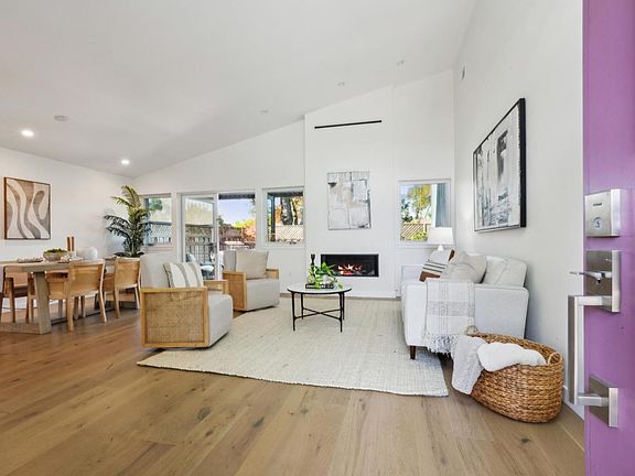 4th image of 305 Orchard Street