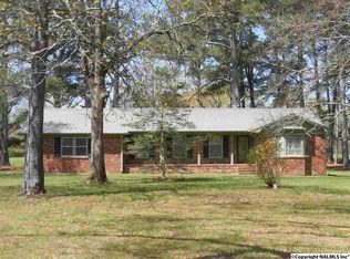 2801 Barkley Bridge Rd, Hartselle, AL 35640