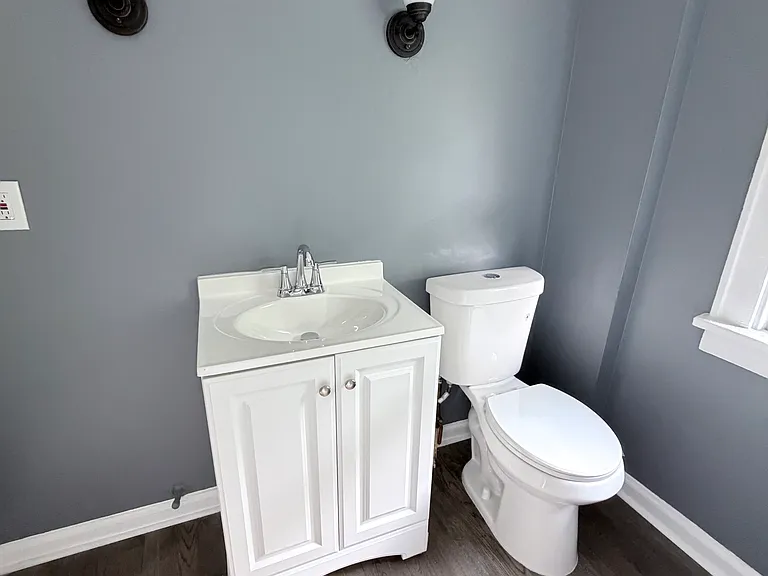 1627 Bryan Ave SW — Photo 12