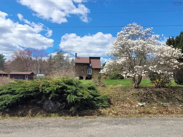 1214 Old Port Mouton Rd, Queens, NS B0T 1G0