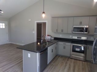 3830 Yorkshire Pl, Hopewell, VA 23860