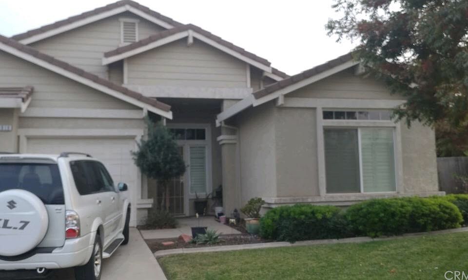 1st image of 2910 Tulare St
