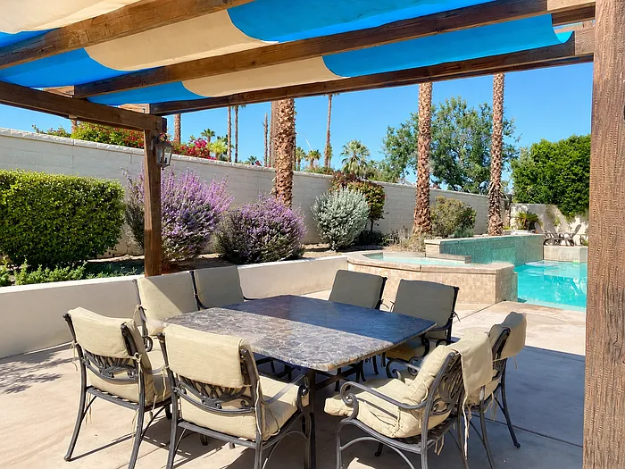 4 bed, 3.0 bath, 2814 sqft, $6,900 — Photo 2