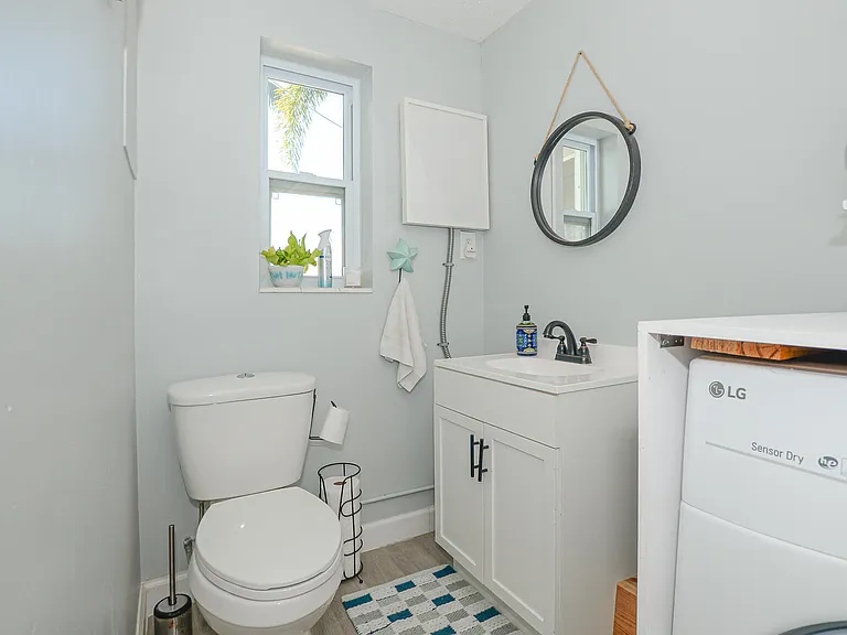 110 SW Hideaway Pl — Photo 14