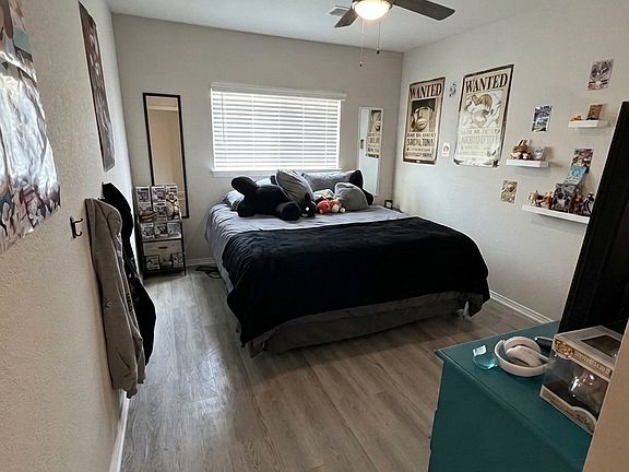 3rd image of 1836 Indigo Ln