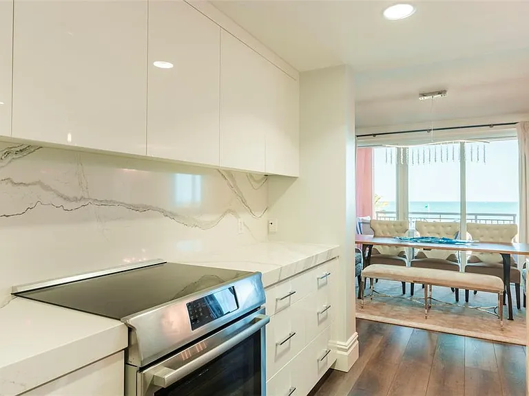 301 S Gulfview Blvd #304 — Photo 12