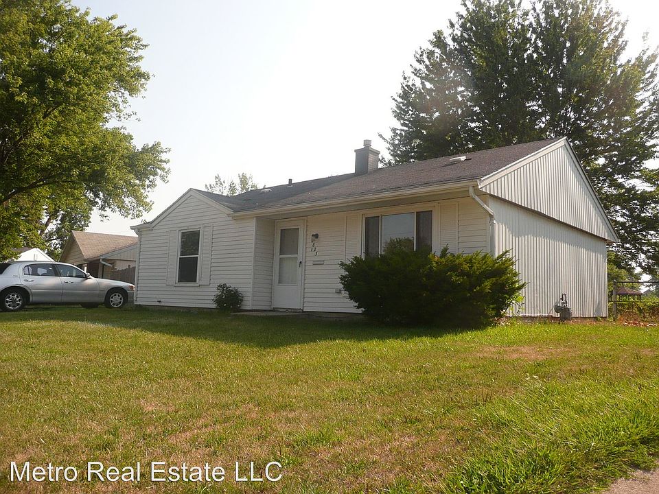 1st image of 2823 Larwill Ct