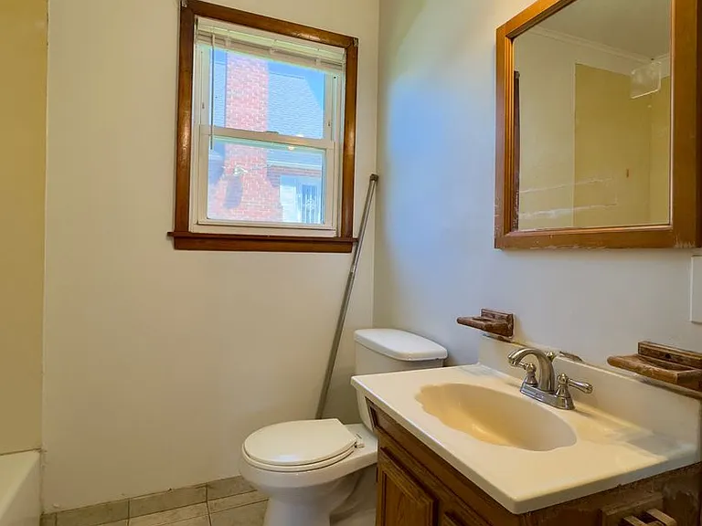 7906 Hillendale Rd — Photo 6