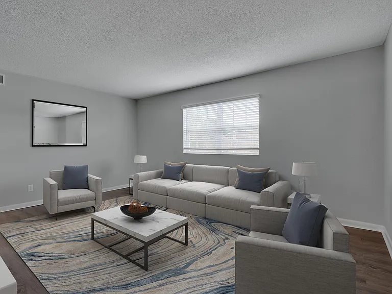 SoHo Apartment Homes — Photo 1
