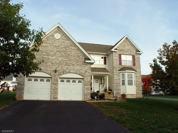 40 Winding Way, Princeton, NJ 08540