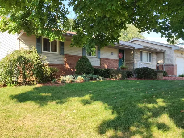 1141 Pleasantview Dr, Flushing, MI 48433